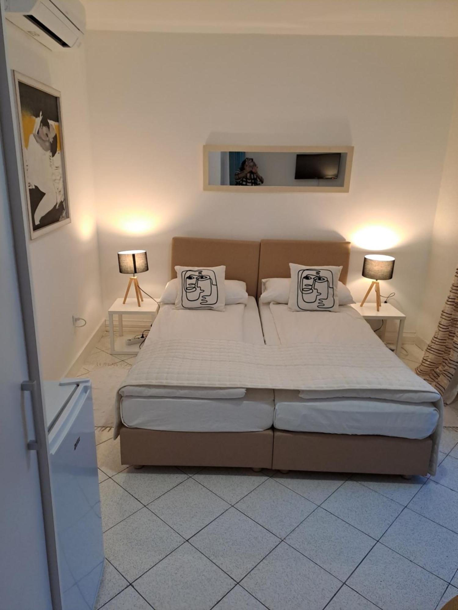 Accommodation Zara Vukovar Buitenkant foto