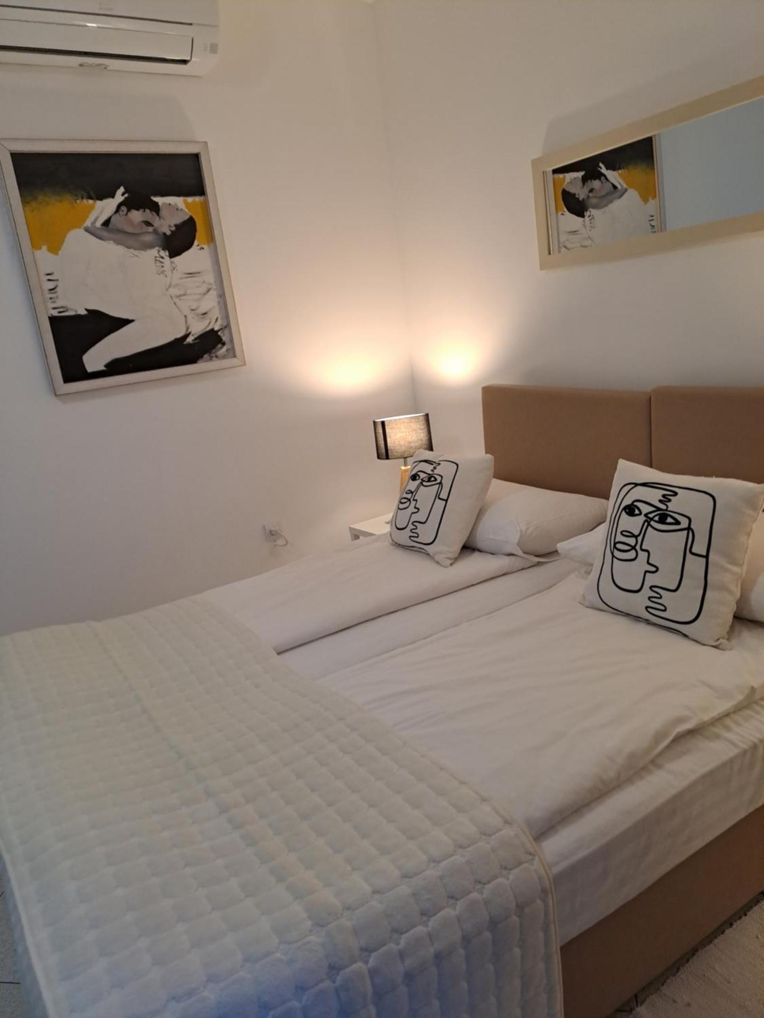 Accommodation Zara Vukovar Buitenkant foto